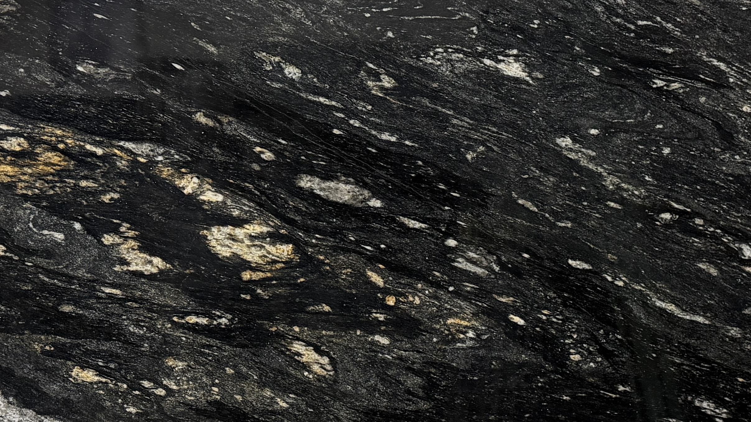 Titanium #559 · 125" X 81"