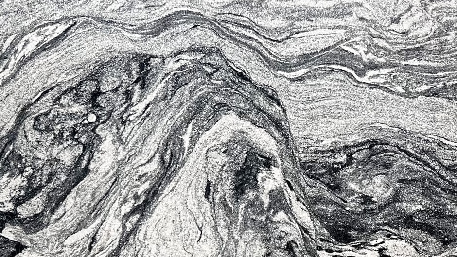 Viscount White #620 · 129" X 80"