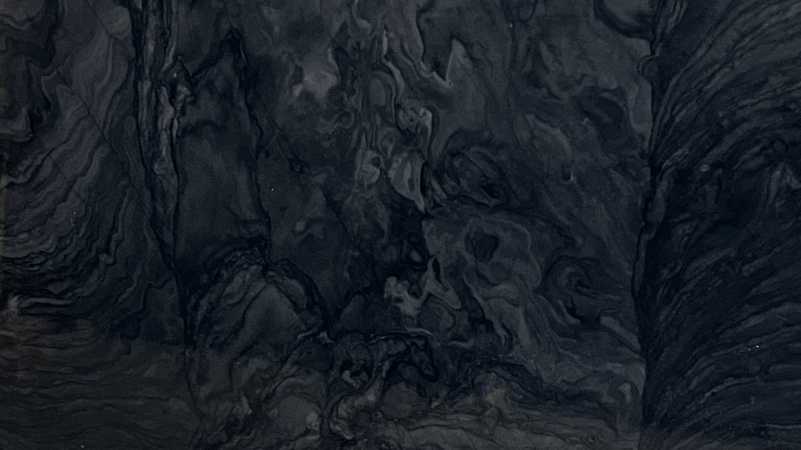 Diamante Noir #15836 · 124" X 74"