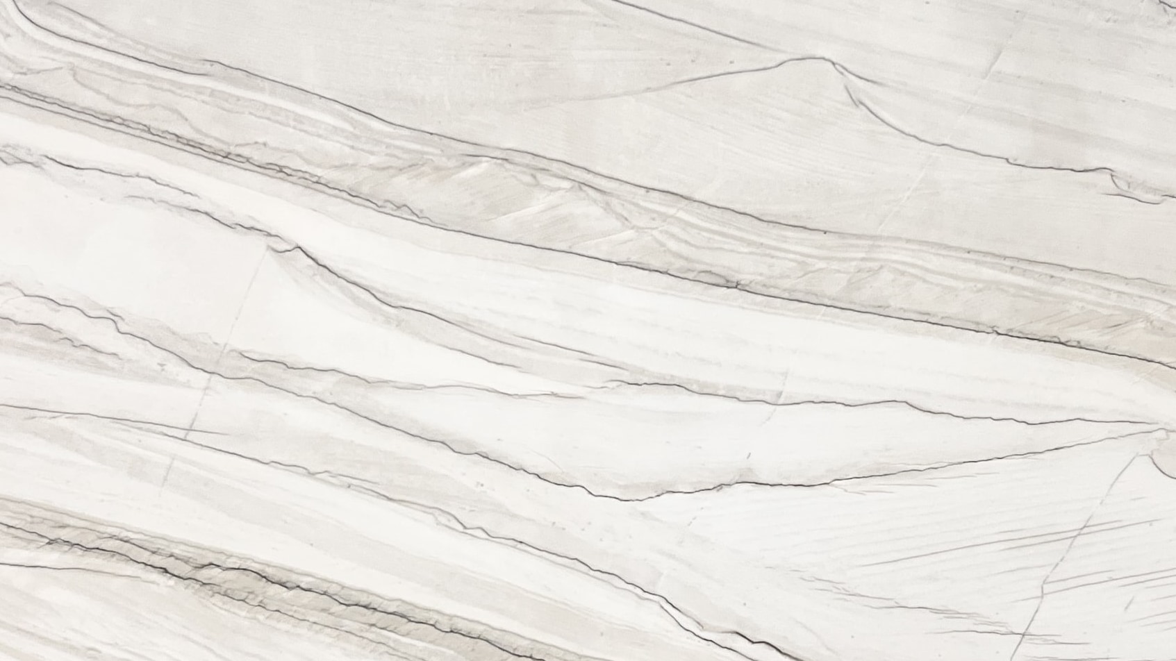 Calacatta Lux #424 · 135" X 79"