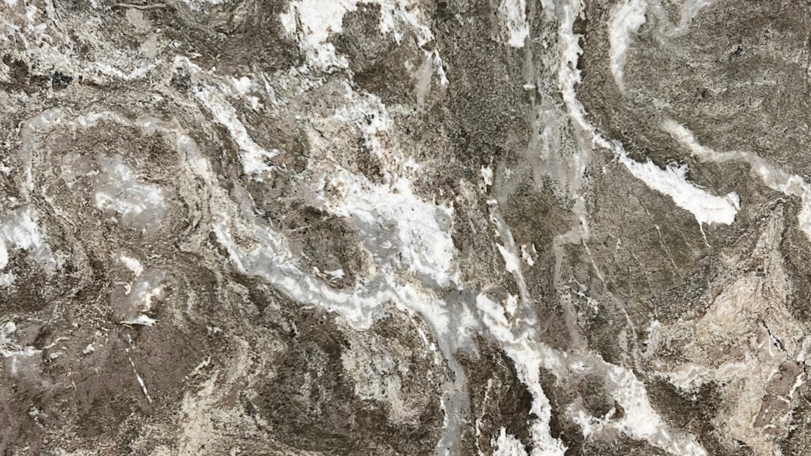 Fantasy Brown #420-1 · 116" X 65"