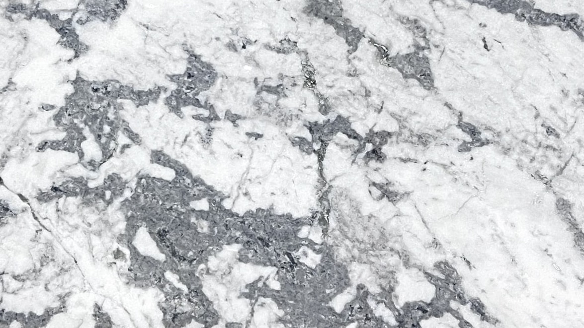 Sumati White #1067 · 117" X 73"